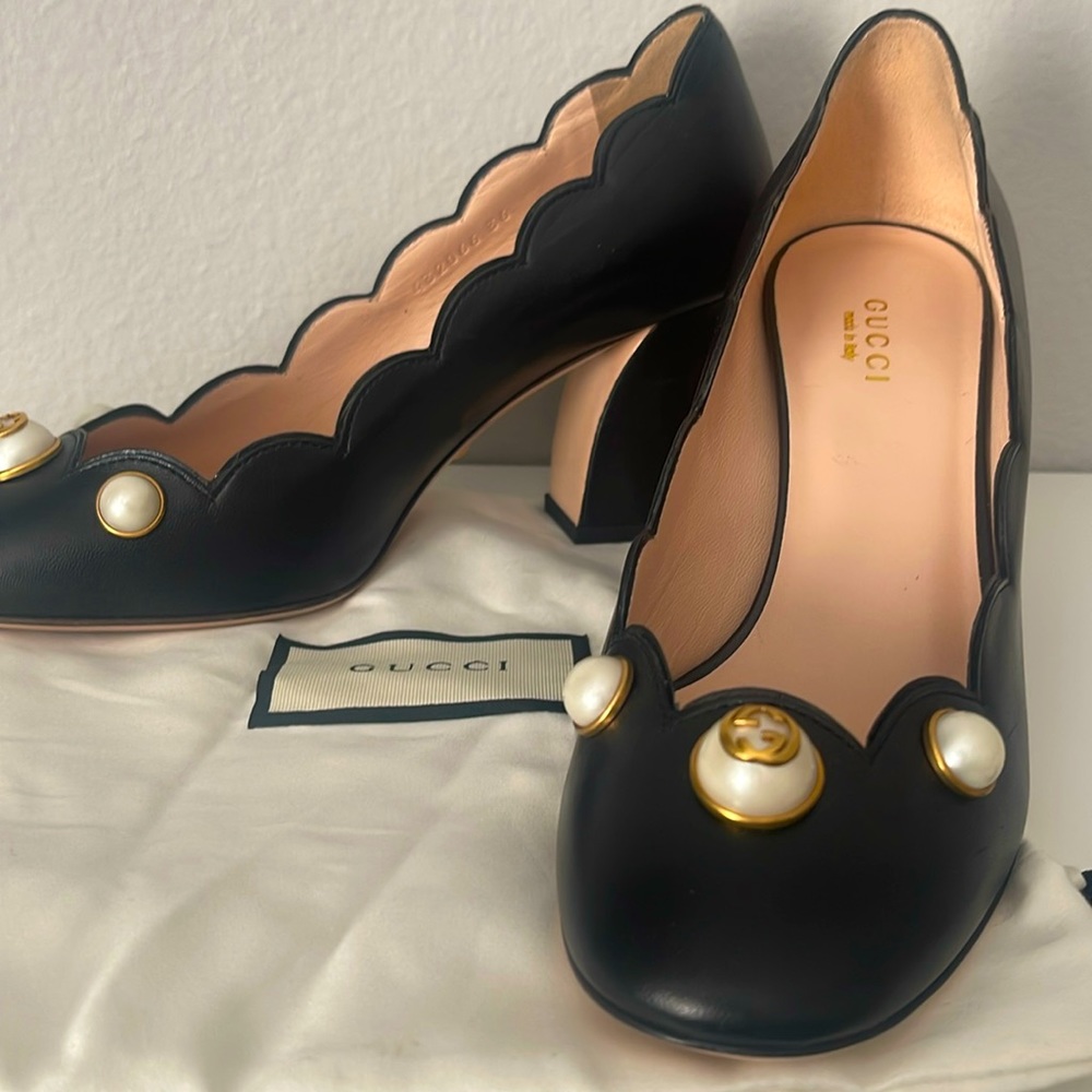 Gucci Heels- Authentic.  Pearls!